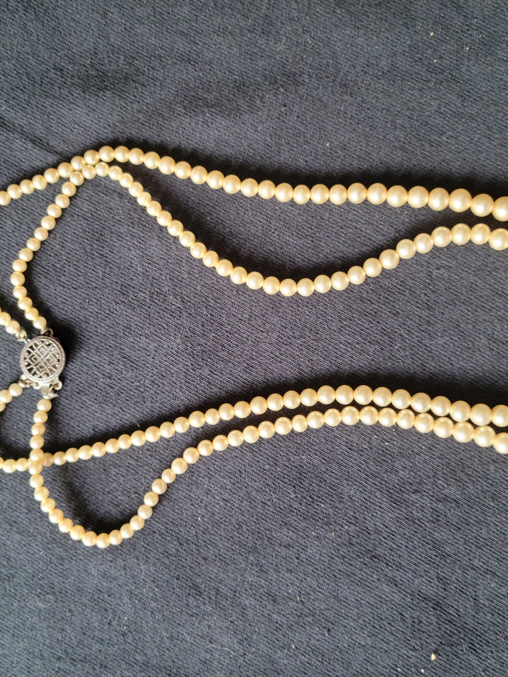 Classic Cream Pearl Bead Necklace Vintage Costume Rare Gorgeous - Picture 2 of 9